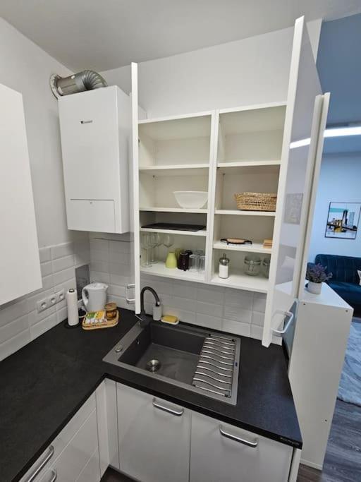 Affordable Suite In Vienna'S Hotpoint Ngoại thất bức ảnh